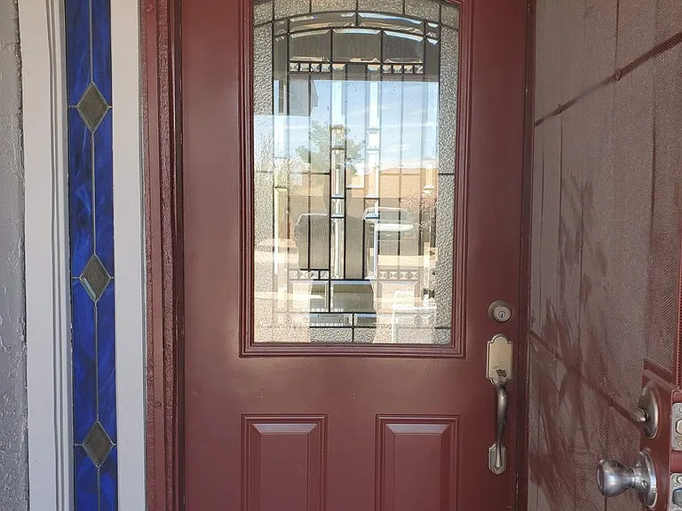 3637 W Angela Dr — Photo 2