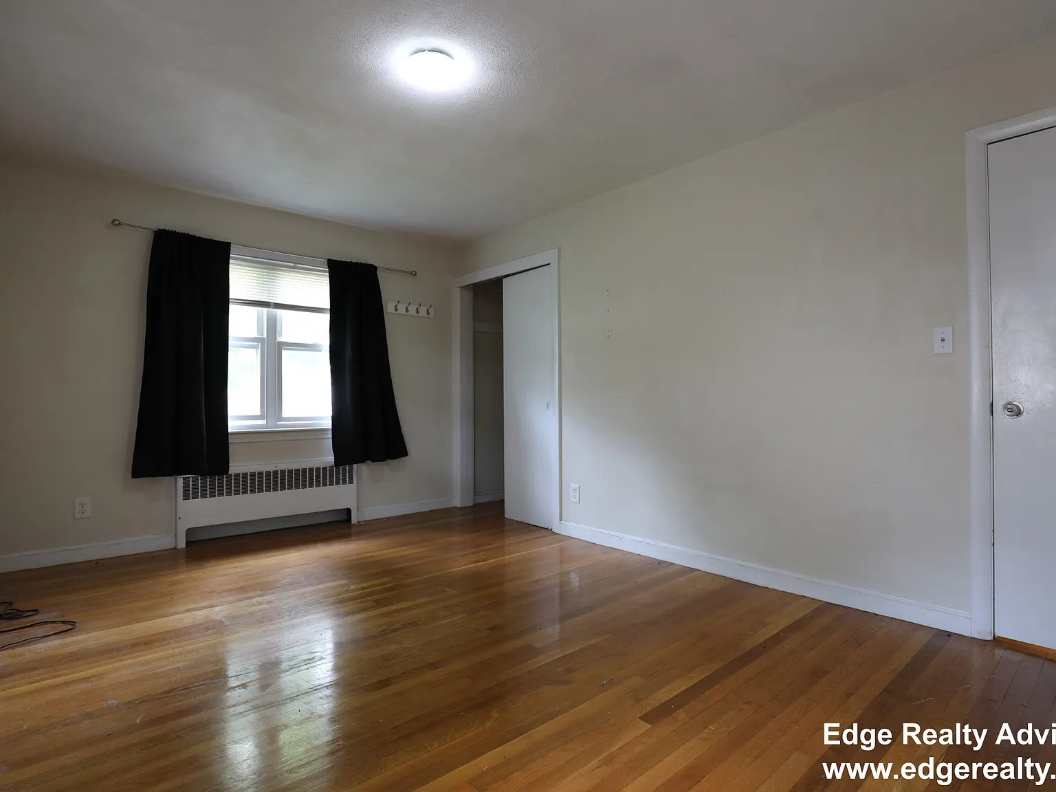 4 bed, 1650 sqft, $4,500 — Photo 4