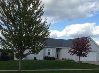 237 Phillips Dr, Marshall, WI 53559