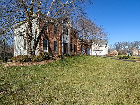 2nd image of 12763 Alder Woods Dr