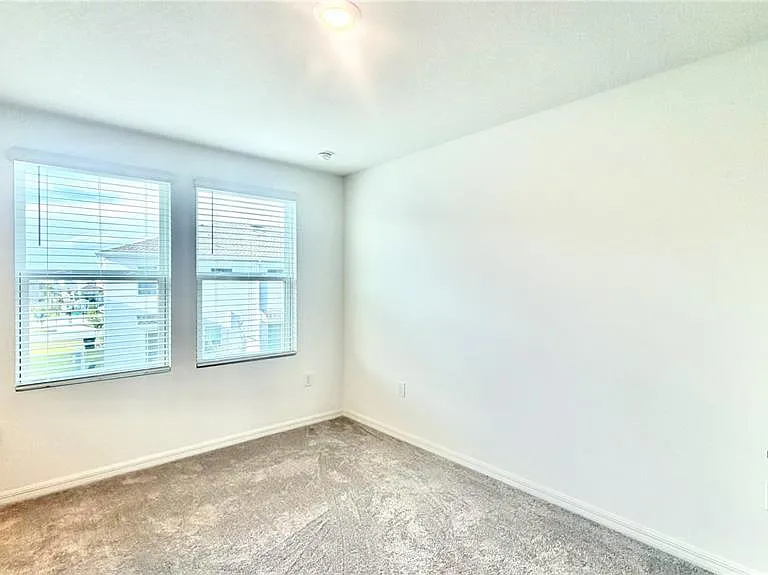 3244 Skyline Loop — Photo 9