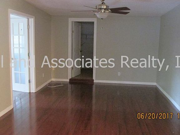 5th image of 2206 Coldstream Dr
