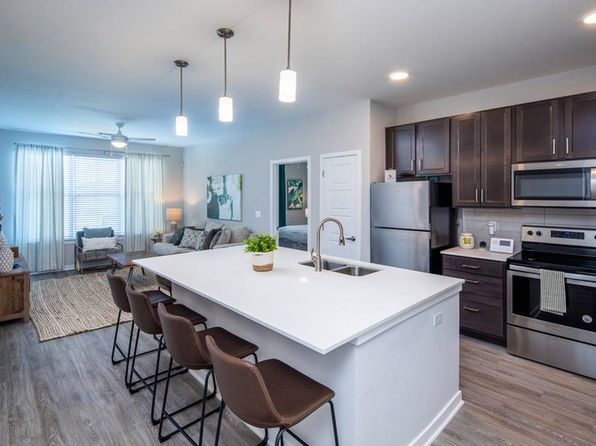 2163 S Veterans Blvd #3-3109