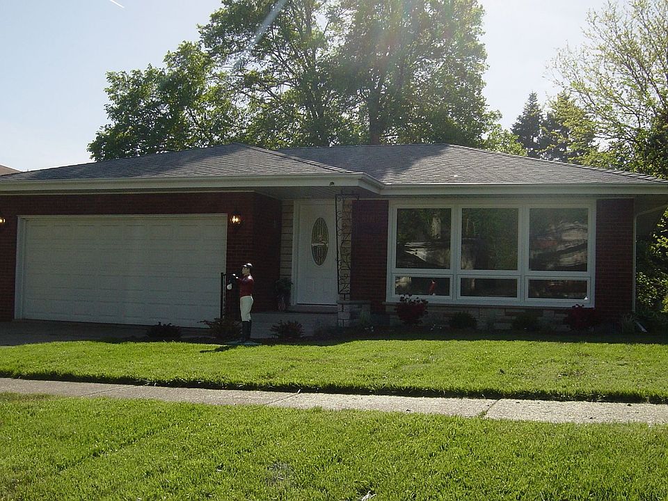 1st image of 10328 S Kolin Ave