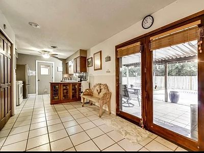 2nd image of 5405 Westhaven Dr