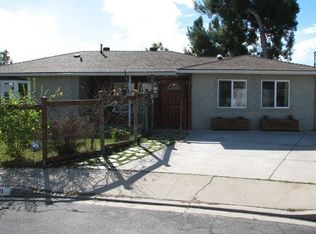 9731 Cambury Ct, Santee, CA 92071