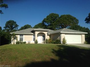 526 Harry Thayer Ave S, Lehigh Acres, FL 33974
