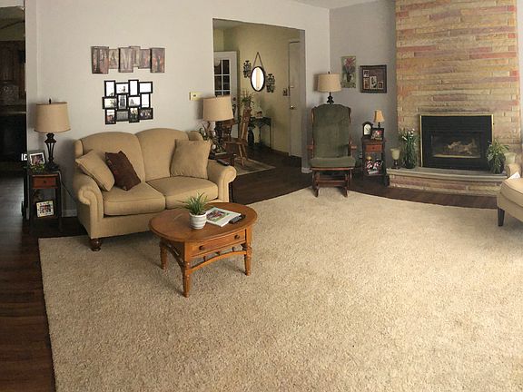 3rd image of 3414 Musser Dr