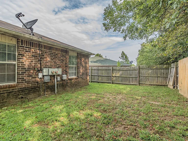 1514 N Dawn Dr — Photo 25