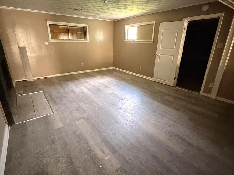 3692 Irma St — Photo 17