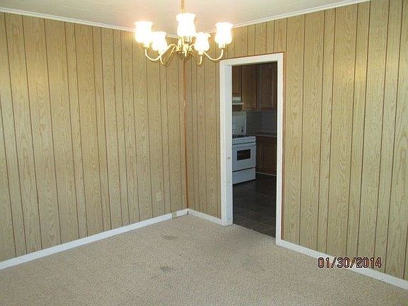 2nd image of 2103 Douglas St