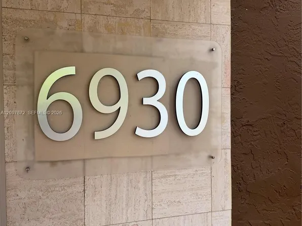 6930 Miami Gardens Dr APT 1-103, Hialeah, FL 33015