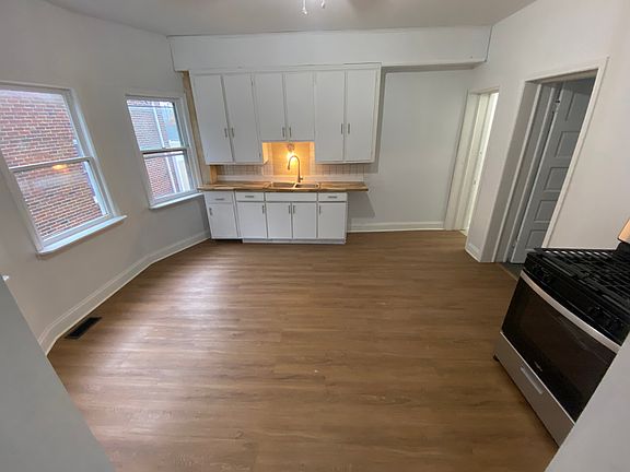 2nd image of 110 N Ogden St #1