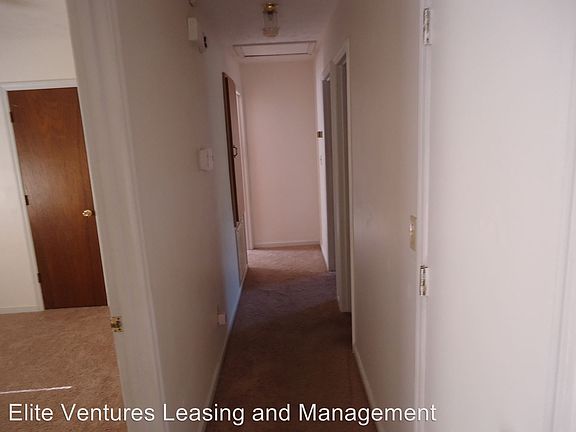 4th image of 27 Jefferson Ave