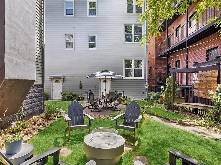 2734 N Seminary Ave #1A — Photo 23