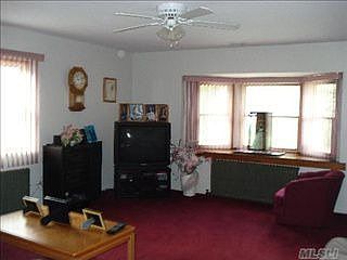 3rd image of 137 Adirondack Dr