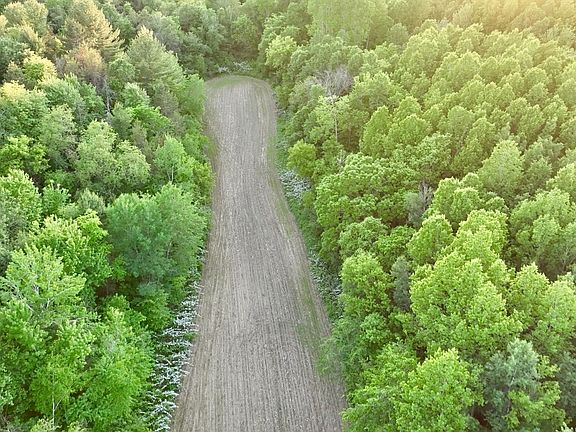 5th image of Shady Creek Rd