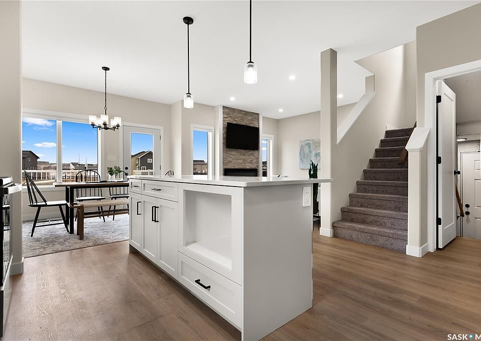 1st image of 313 Cockcroft STREET