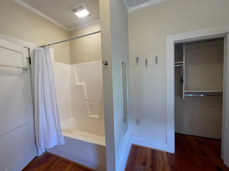 116 School St — Photo 5