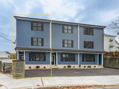 215 Earle St #1, Fall River, MA, 02723