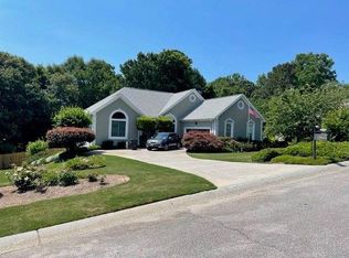 2373 Timberwolf Ct, Buford, GA 30519