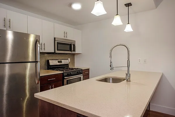 Rented by Bold Marketing | media 33