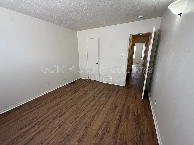 1928 Buena Vista Dr SE #B — Photo 16
