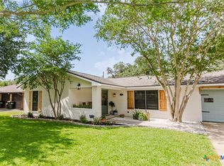 1209 Huck St, Cuero, TX 77954