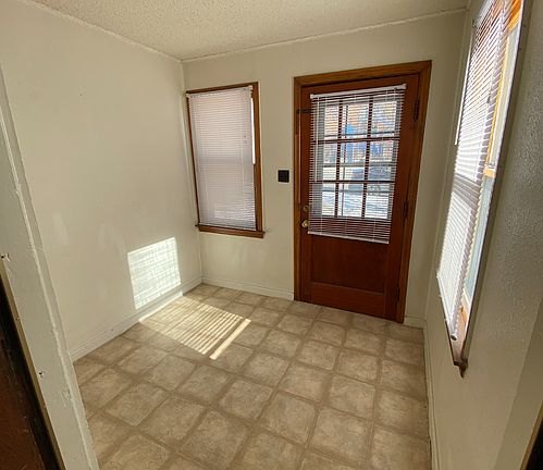 2nd image of 409 Collins Ave Unit 1