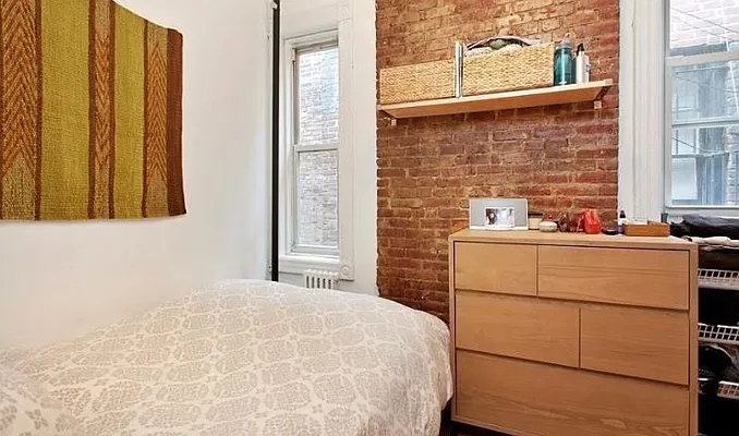 Rented by LJ Sloane Management | media 50