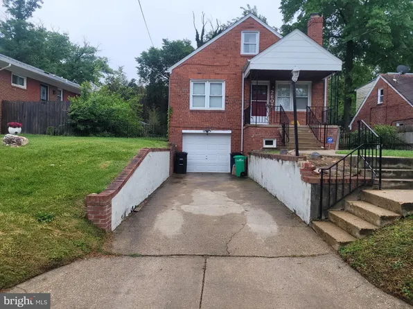 2607 Fairlawn St, Temple Hills, MD 20748