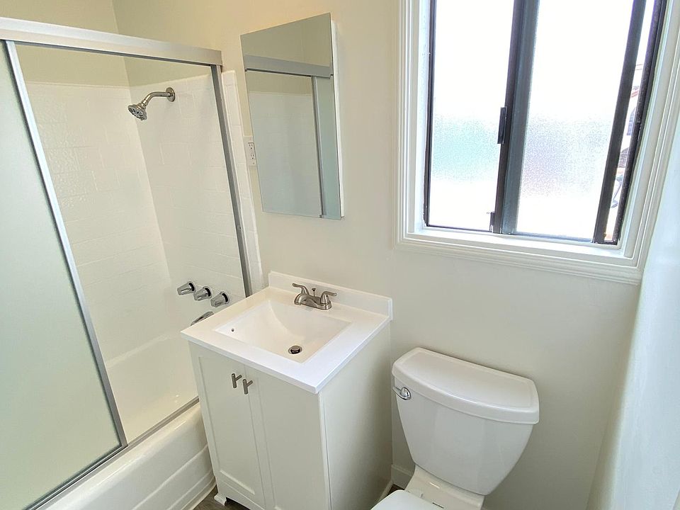 1st image of 142 Claremont Ave #142