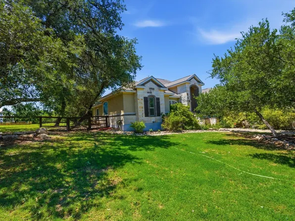 1106 Private Road 3702, San Antonio, TX 78253