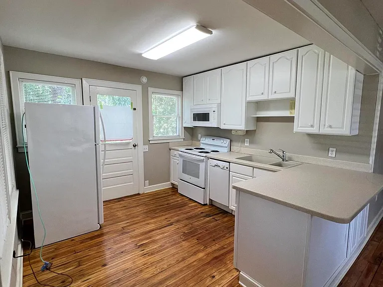 6500 June Dr — Photo 8
