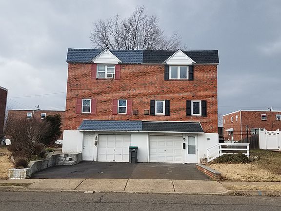 2nd image of 640 Jackson St