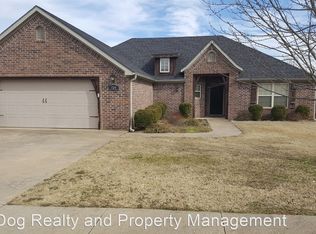 720 Venice St, Centerton, AR 72719
