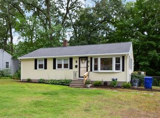 71 Endicott St, Springfield, MA 01118