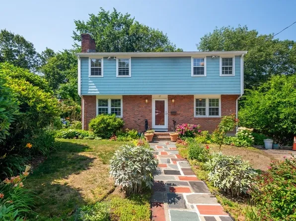 27 Maplewood Ave, Newton, MA 02459