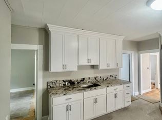 118 Gershom Ave #1, Lowell, MA 01854