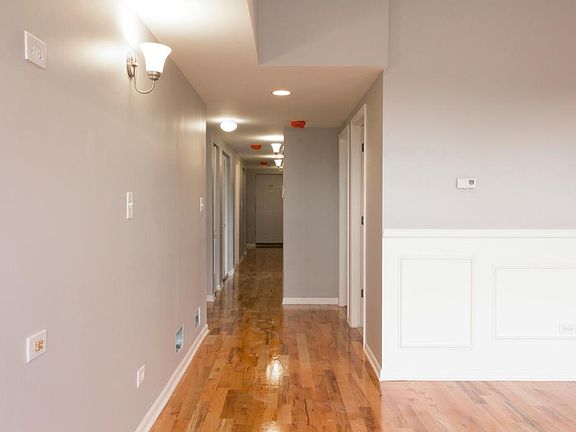 4th image of 6639 S Kenwood Ave #2