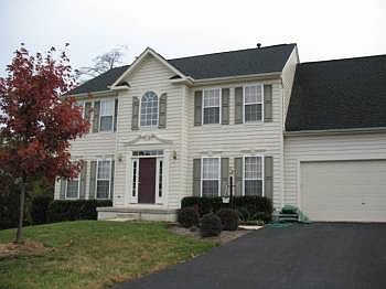 3rd image of 6300 Corbin Woods Ct #1