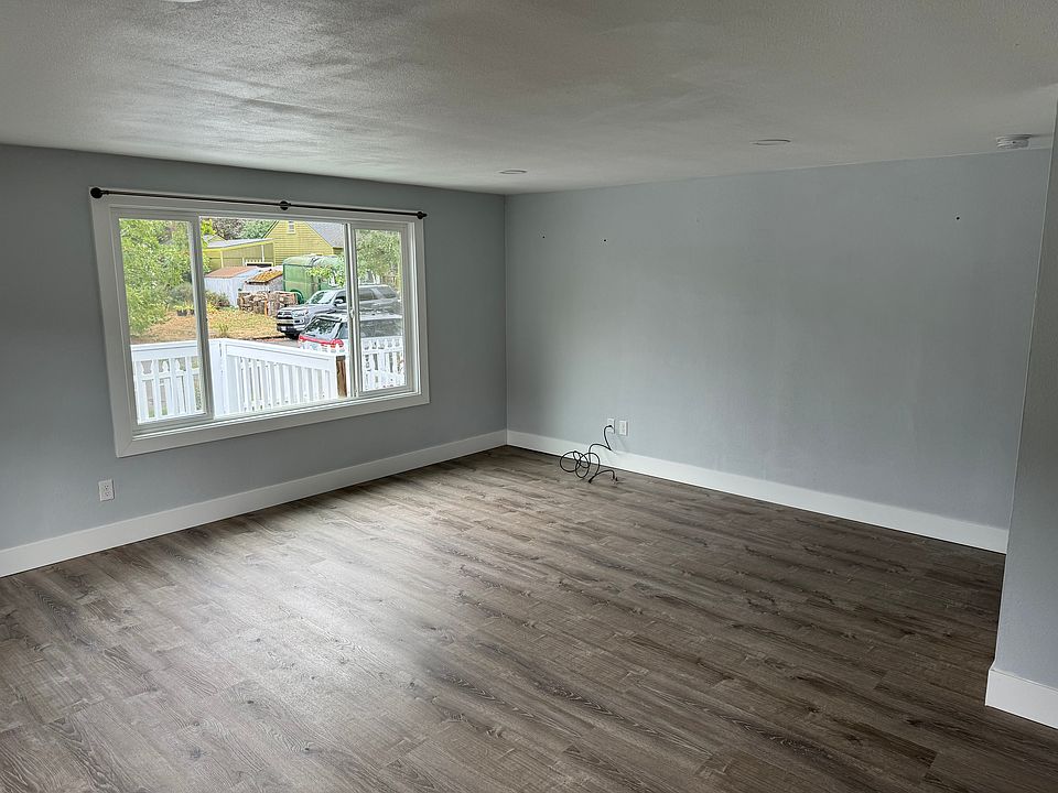 Living Room looking out front