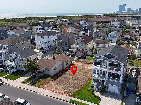 2nd image of 320 39th St S