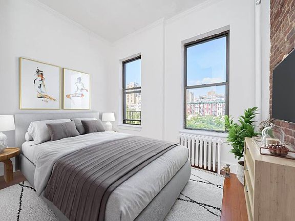 3rd image of 340 E 11th St APT 15