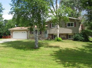 1560 S Tomei Dr, Midland, MI 48640
