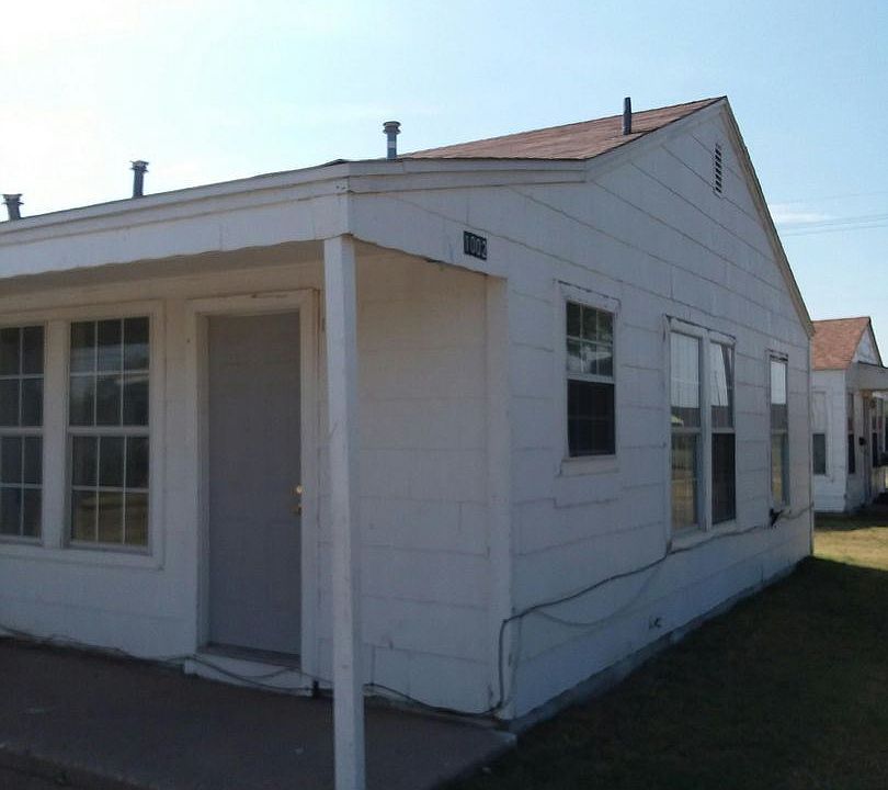 1st image of 1002 N Lake St #10972838
