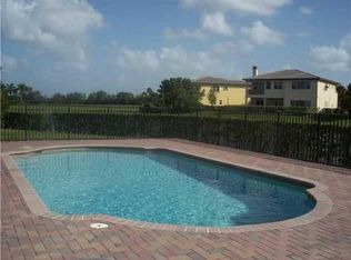 10940 NW 79th Mnr, Pompano Beach, FL 33076