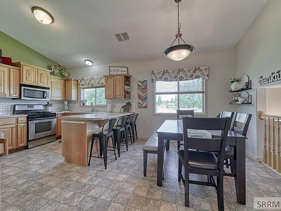 2nd image of 4227 E Forest Glen Dr