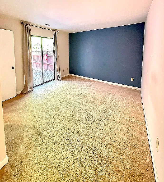 2 bed, 975 sqft, $1,450 — Photo 4
