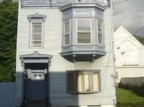 238 9TH Street, Troy, NY 12180